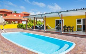Finisterre Curacao